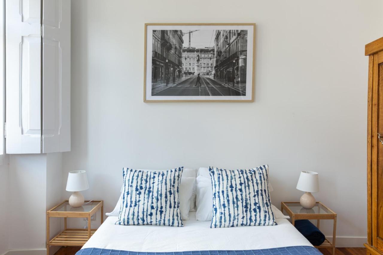 White & Blue Vintage Home In Graca Lisboa Ngoại thất bức ảnh